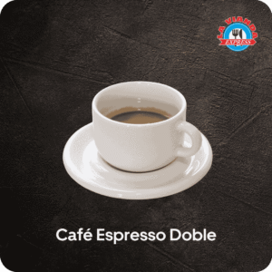 Café espresso doble recién hecho en La Vianda Express, bebida caliente para desayuno en Morelia