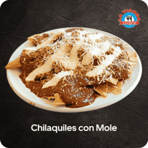 Chilaquiles con mole casero en La Vianda Express, desayuno casero en Morelia
