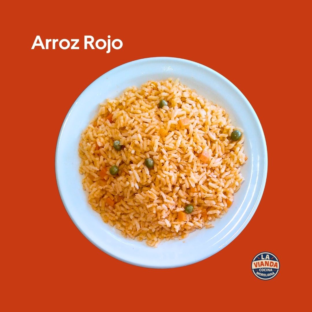 Arroz rojo como acompañamiento, comida casera en Morelia Zona Camelinas